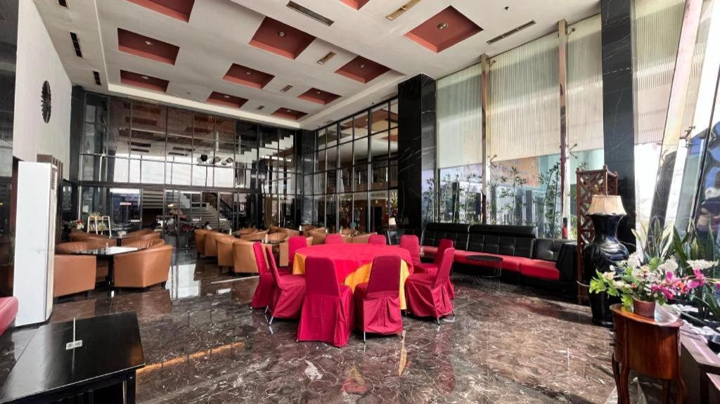 Grand Antares Hotel Медан Екстер'єр фото
