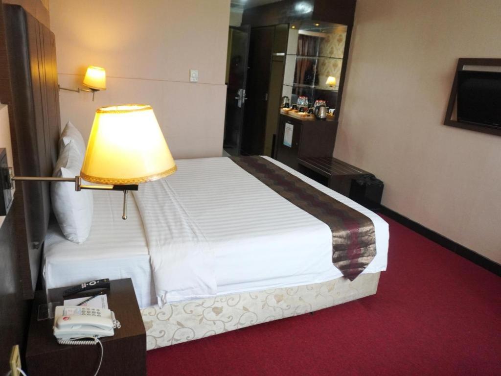 Grand Antares Hotel Медан Екстер'єр фото