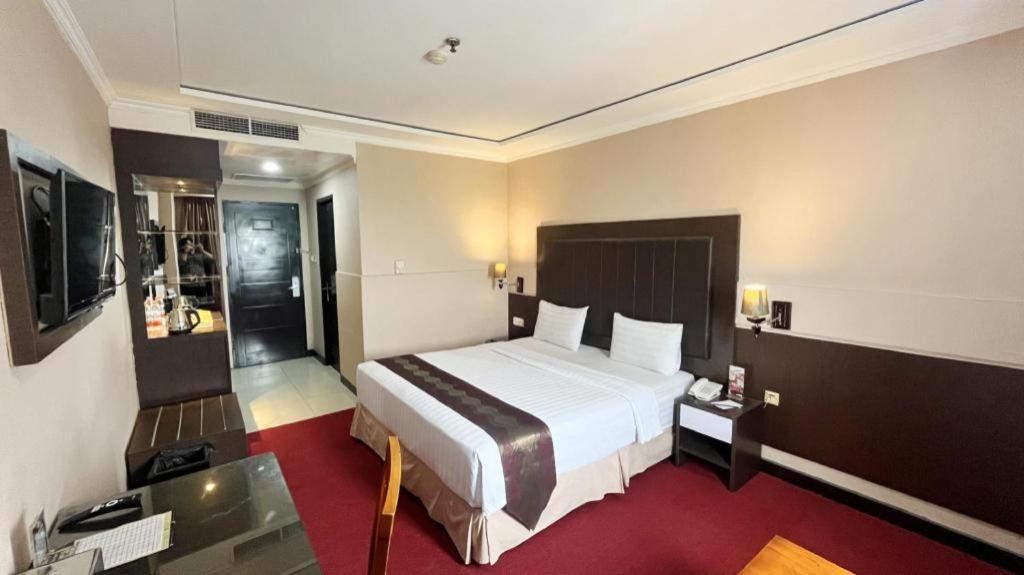 Grand Antares Hotel Медан Екстер'єр фото