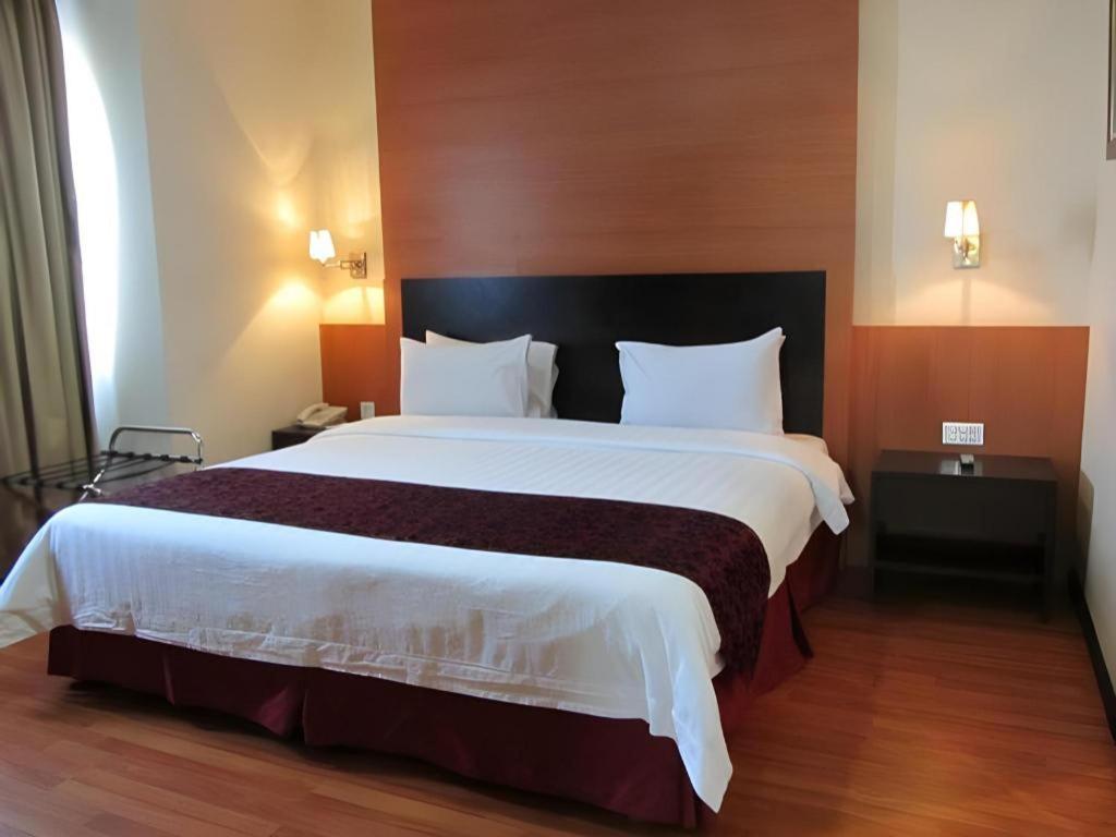 Grand Antares Hotel Медан Екстер'єр фото