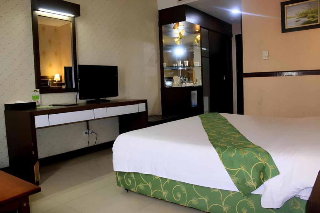 Grand Antares Hotel Медан Екстер'єр фото